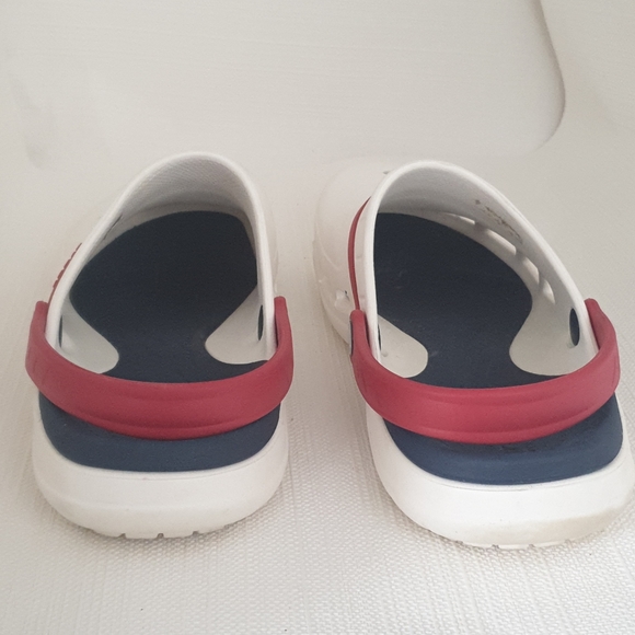 Crocs Men size 9 woman size 11 - Picture 8 of 8